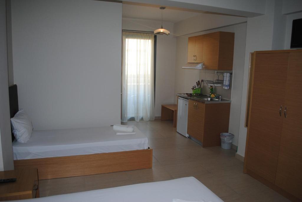Niriides Studios And Apartments Paralía Dış mekan fotoğraf